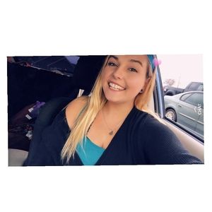 Meet your Posher, Lindsey